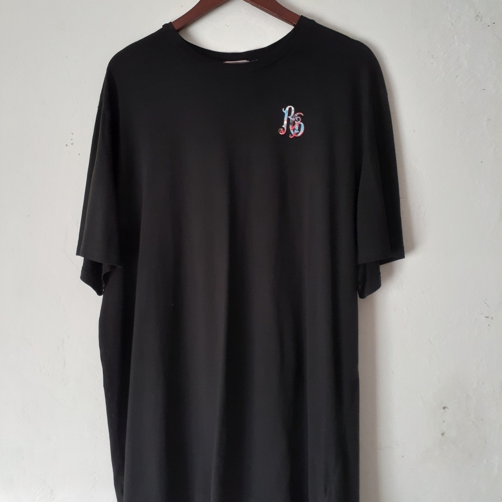 Robert Graham Tshirt